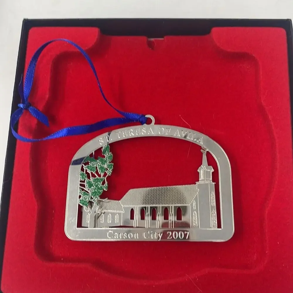 Bundle of 8 Carson City, Nevada yearly ornaments